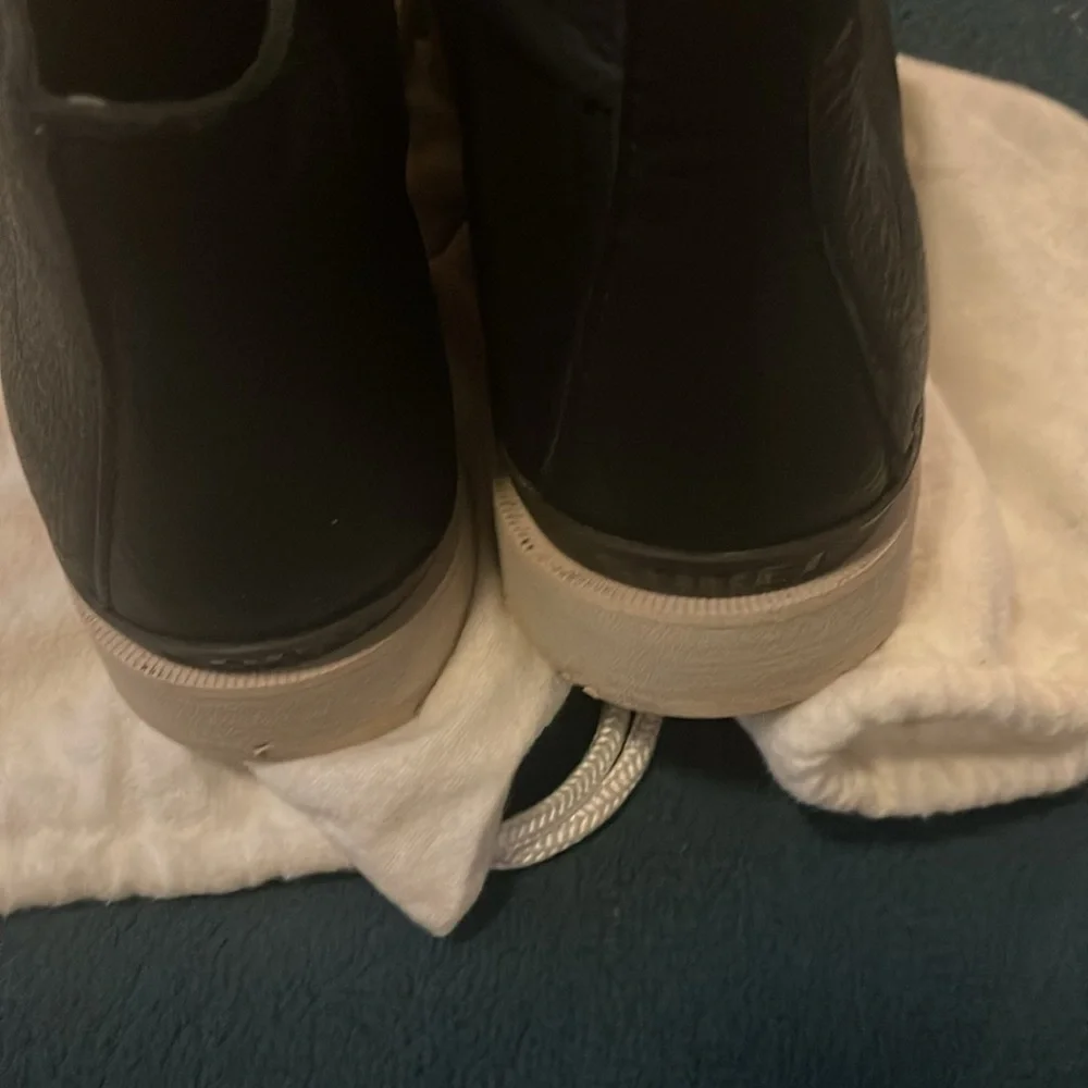 Sorel boots - Picture 4 of 7